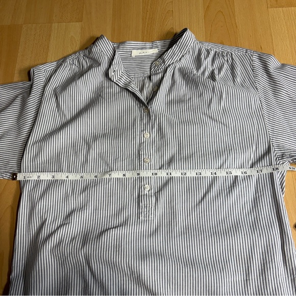Doen Holde Blouse in Brighton Stripe Button-Front Peasant Shirt Cream & Gray - Picture 8 of 10